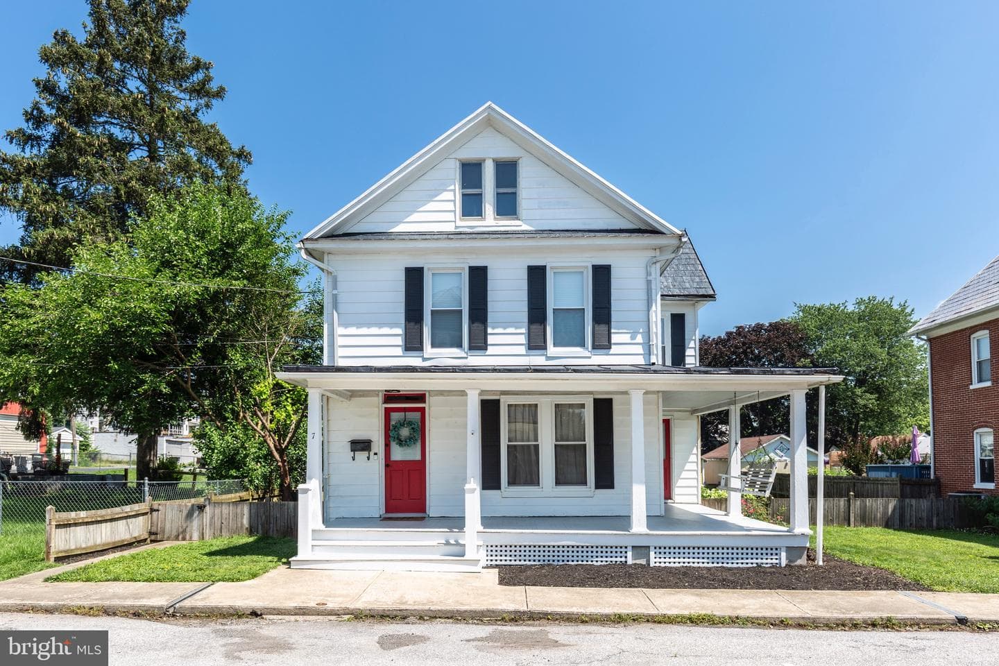 7 Hersh Avenue photo 1