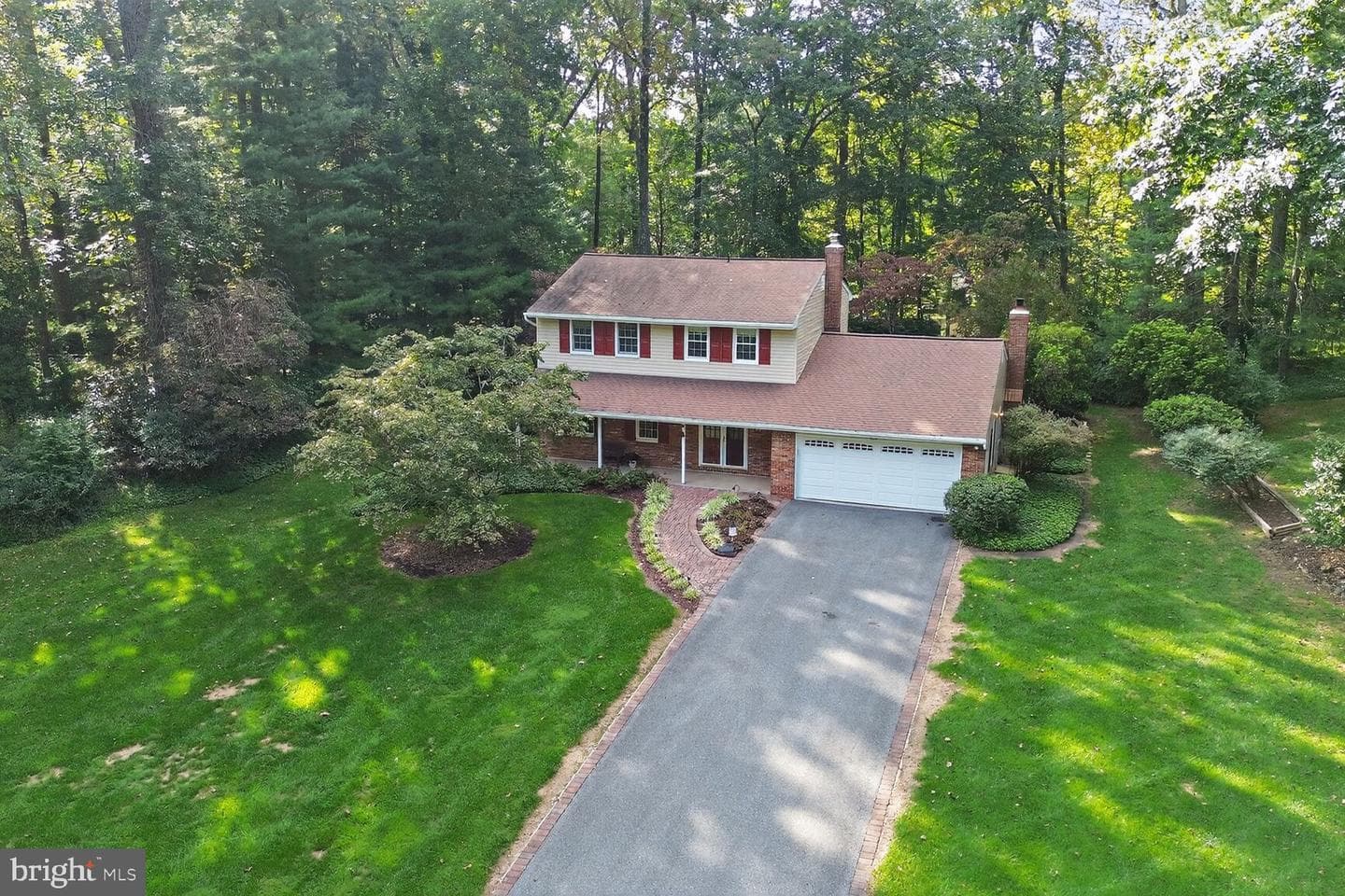 1326 Woodridge Lane photo 1