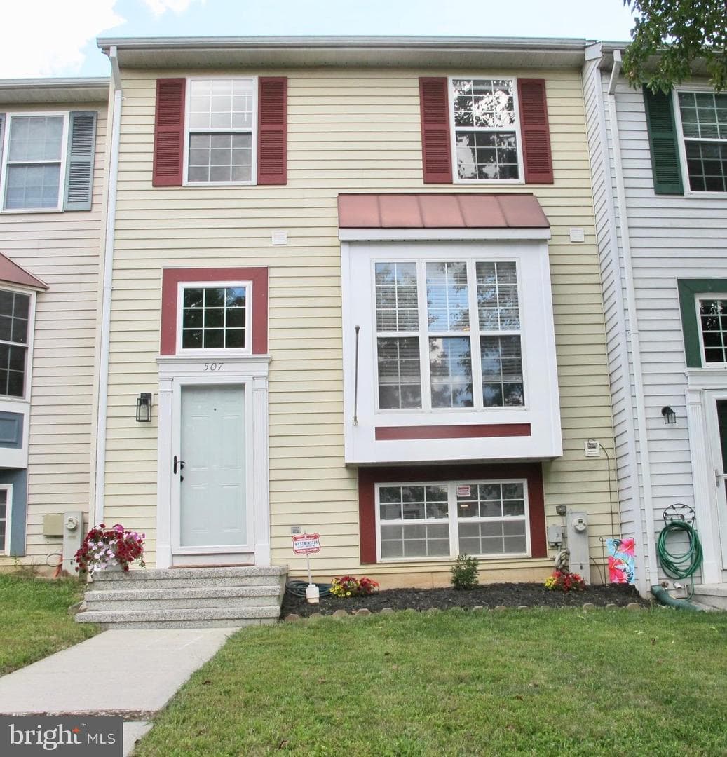 507 Crossbridge Drive photo 1