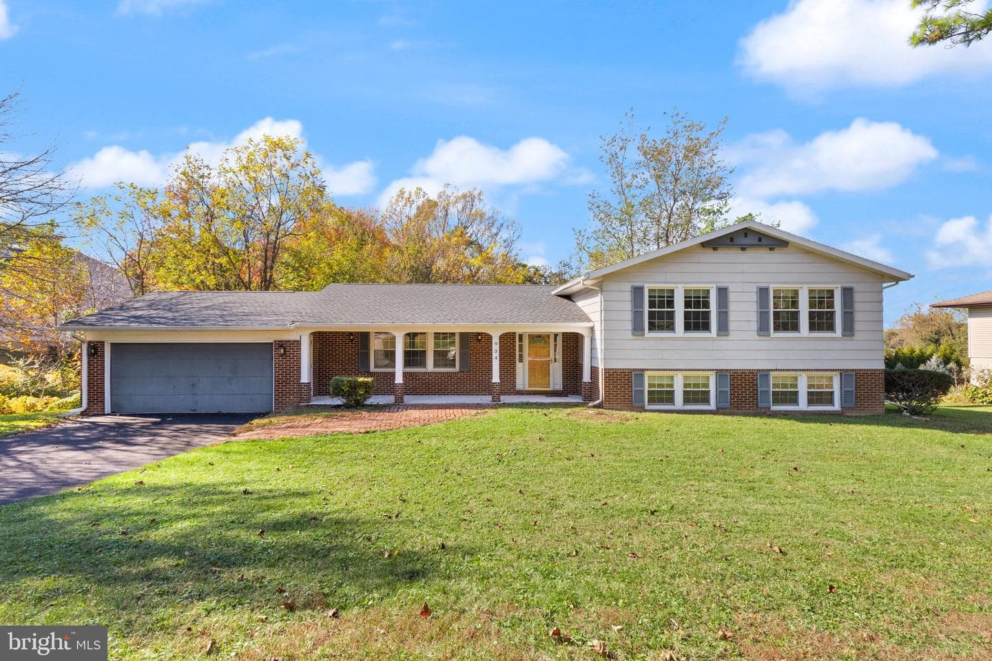 934 Winchester Drive photo 1