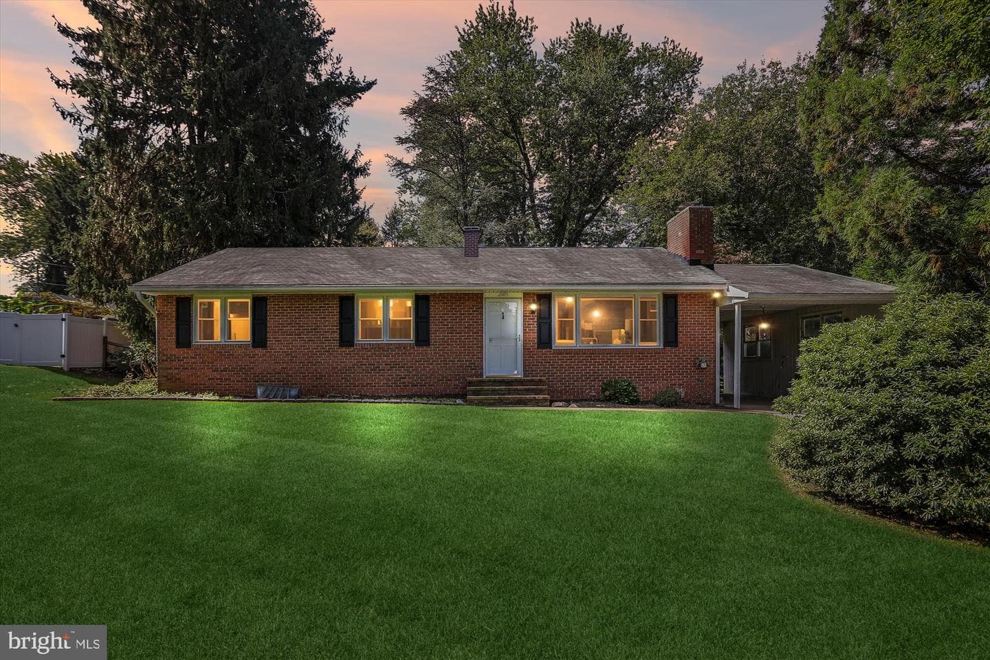 2105 Country Fair Lane photo 1