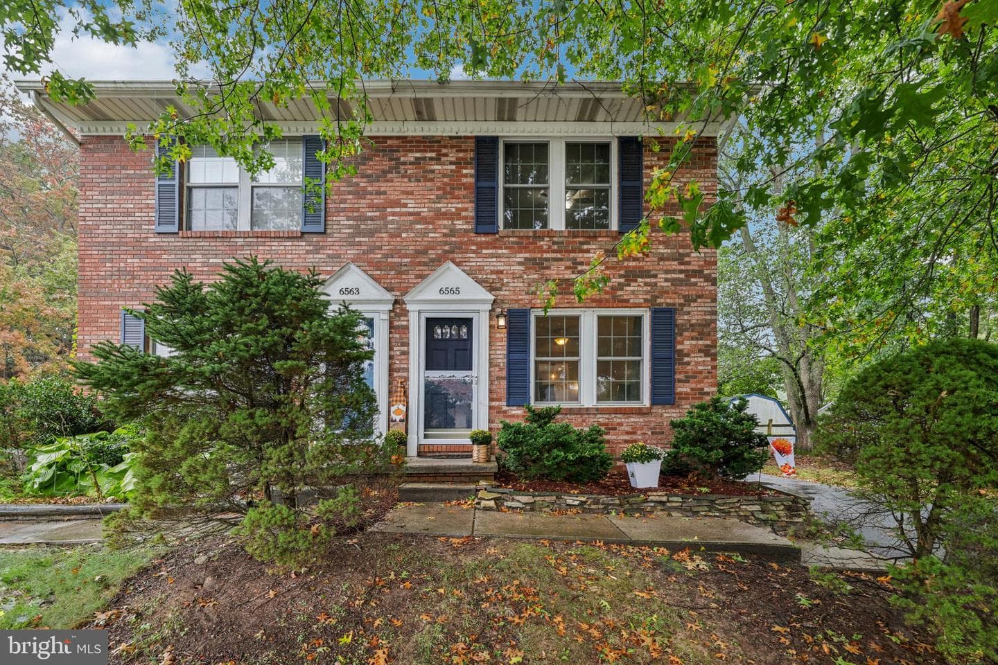 6565 Macbeth Way photo 1
