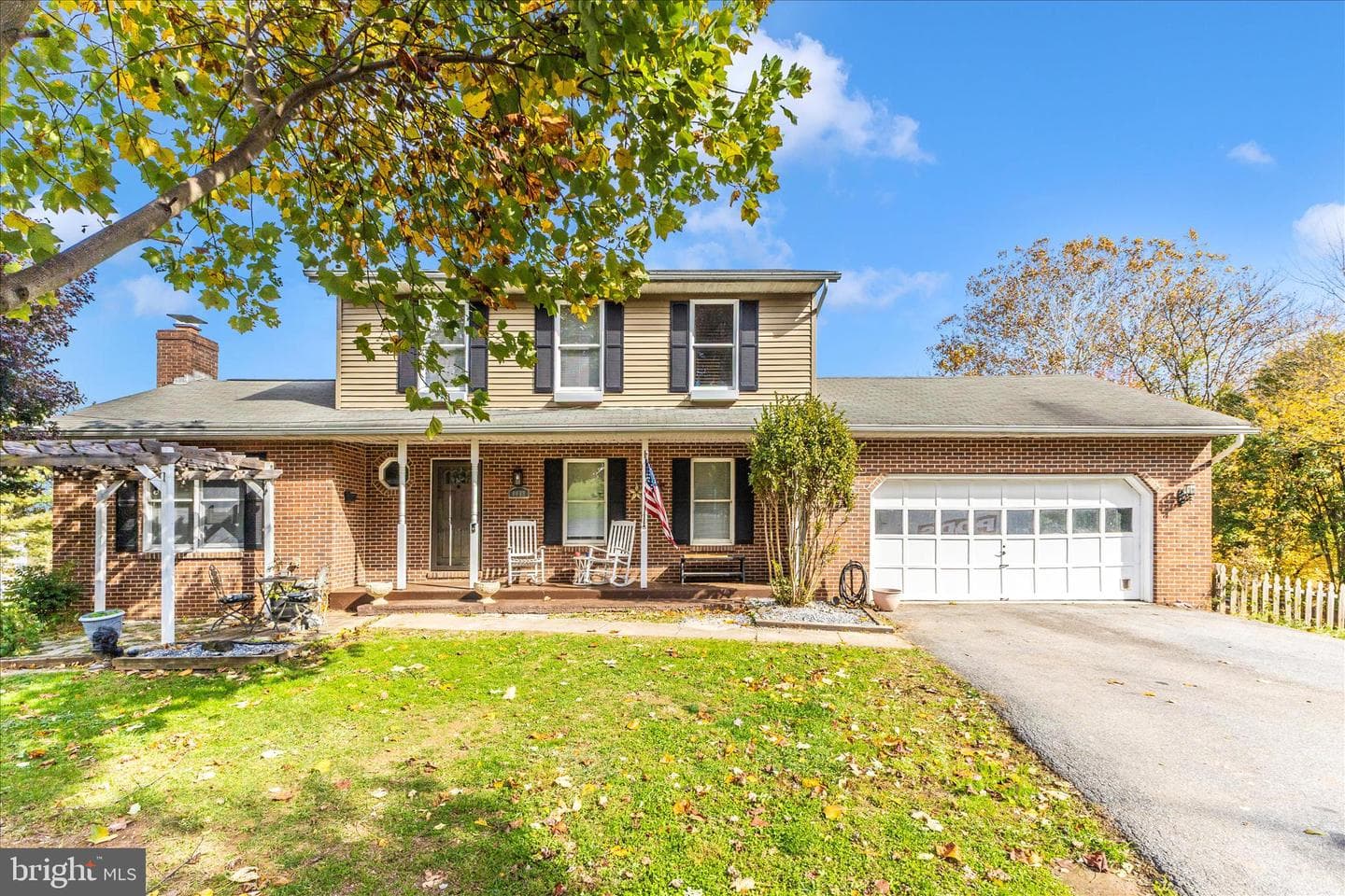 6633 Wind Ridge Road photo 1