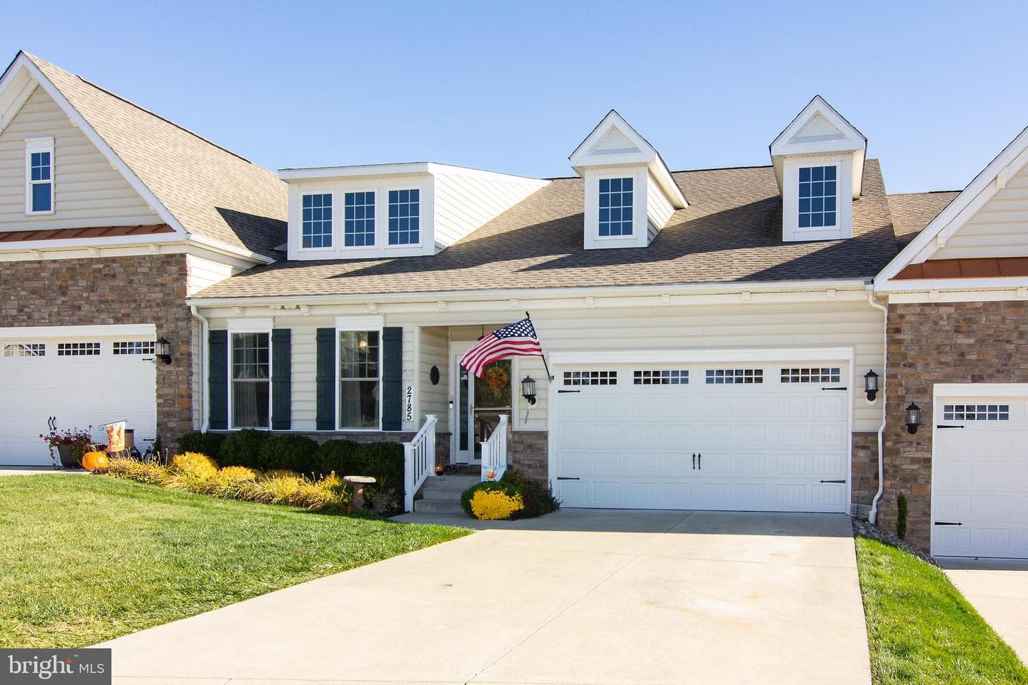 2785 Castlefield Drive #14 photo 1