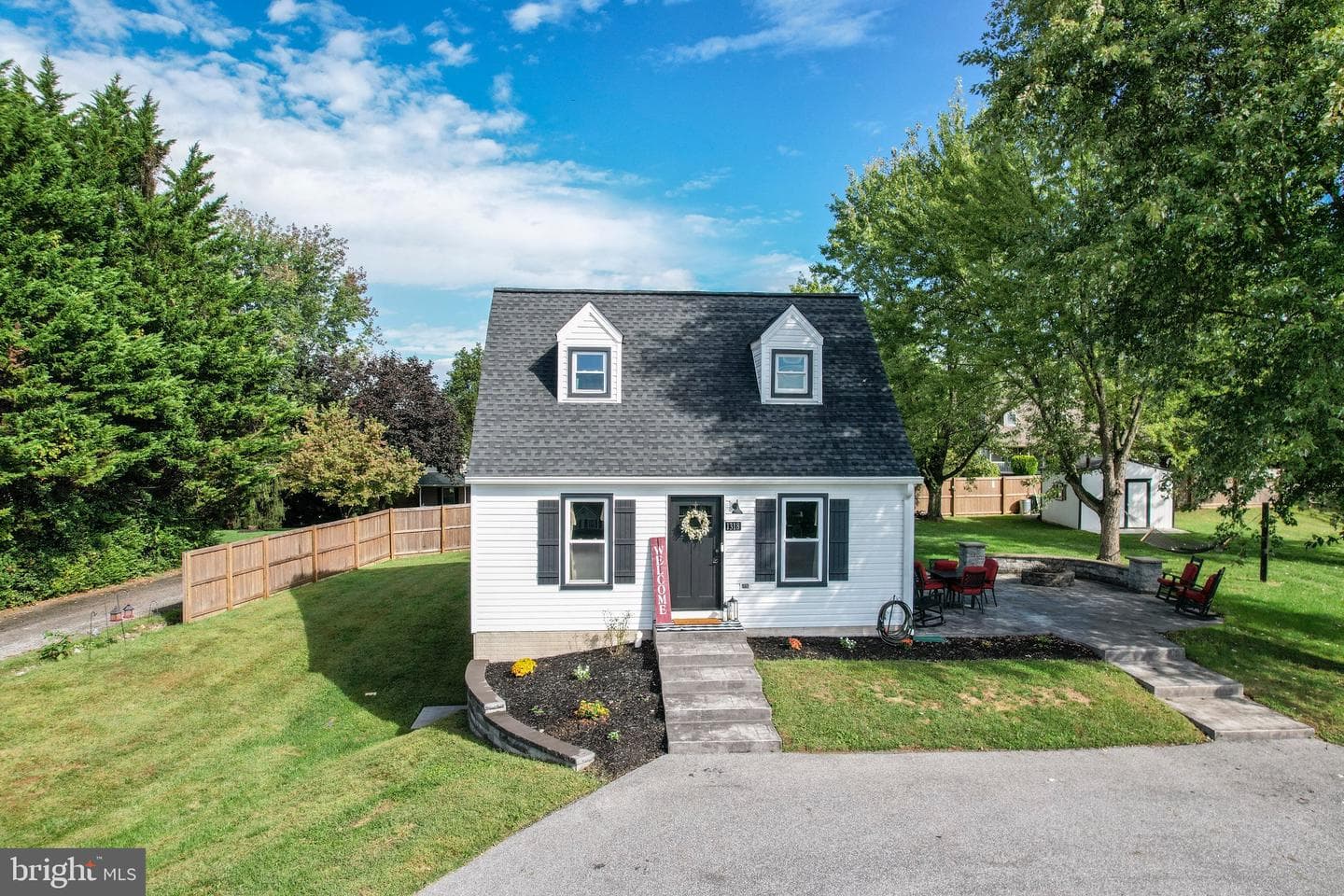 1318 Naugahyde Road photo 1