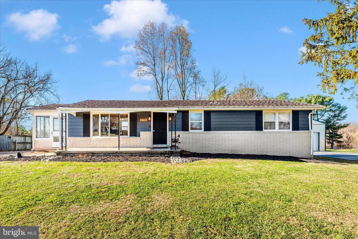 4706 Warner Drive photo 1