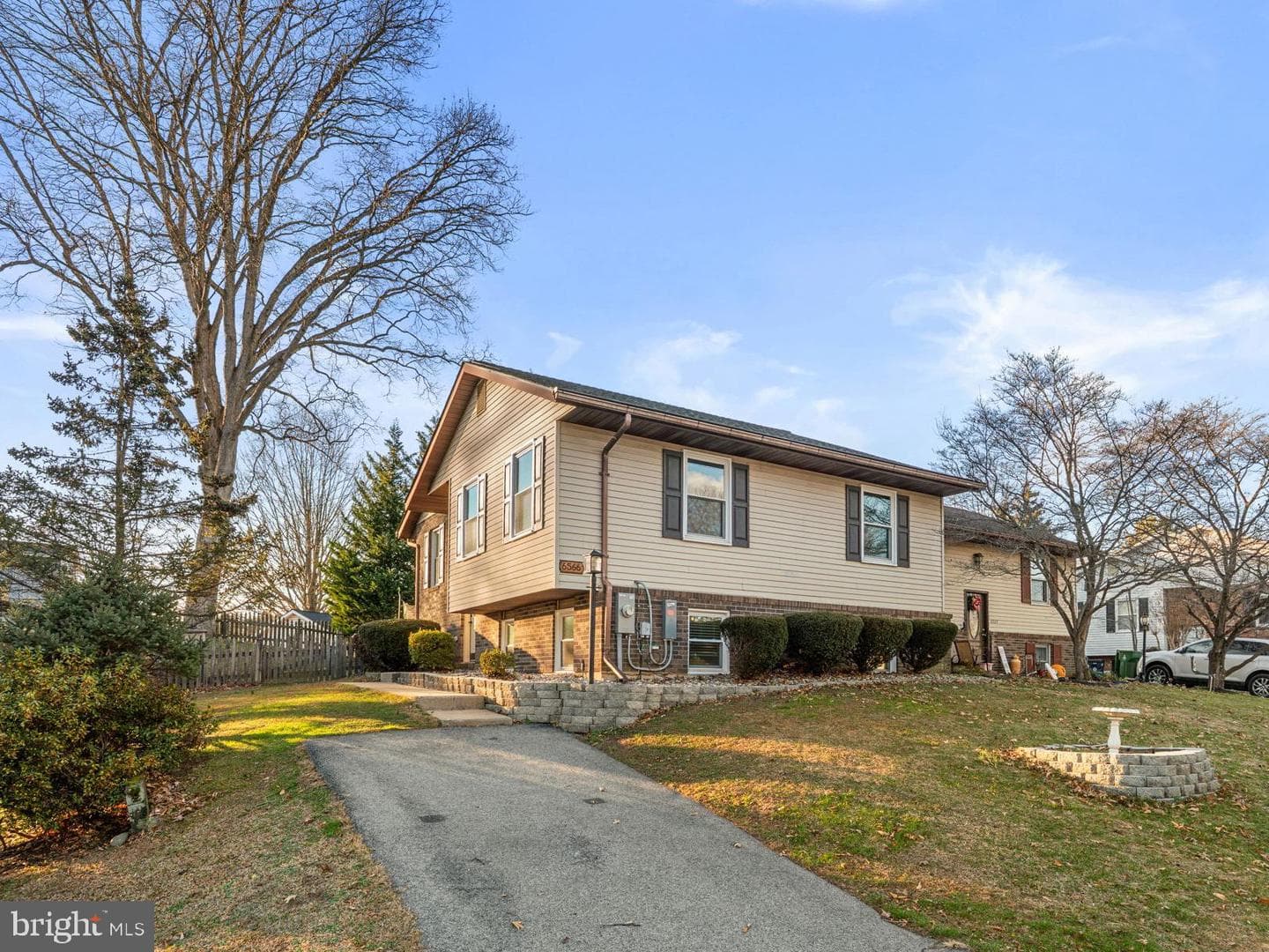 6566 Macbeth Way photo 1