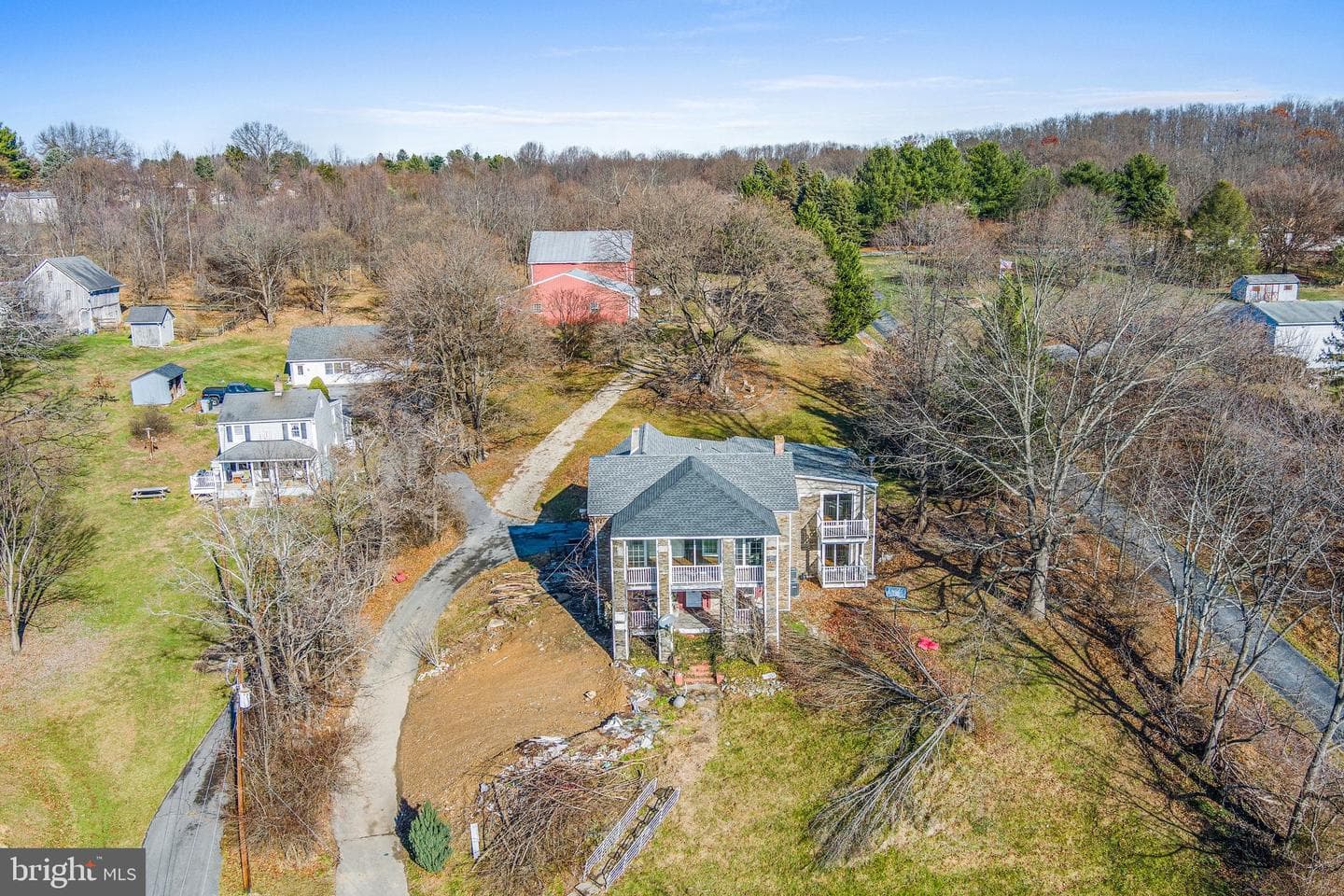 1049 Poole Road photo 1