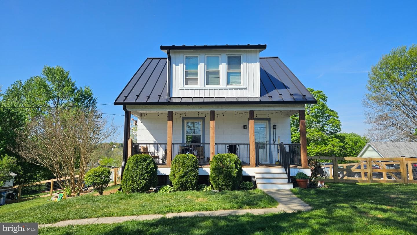1038 Green Valley Road photo 1