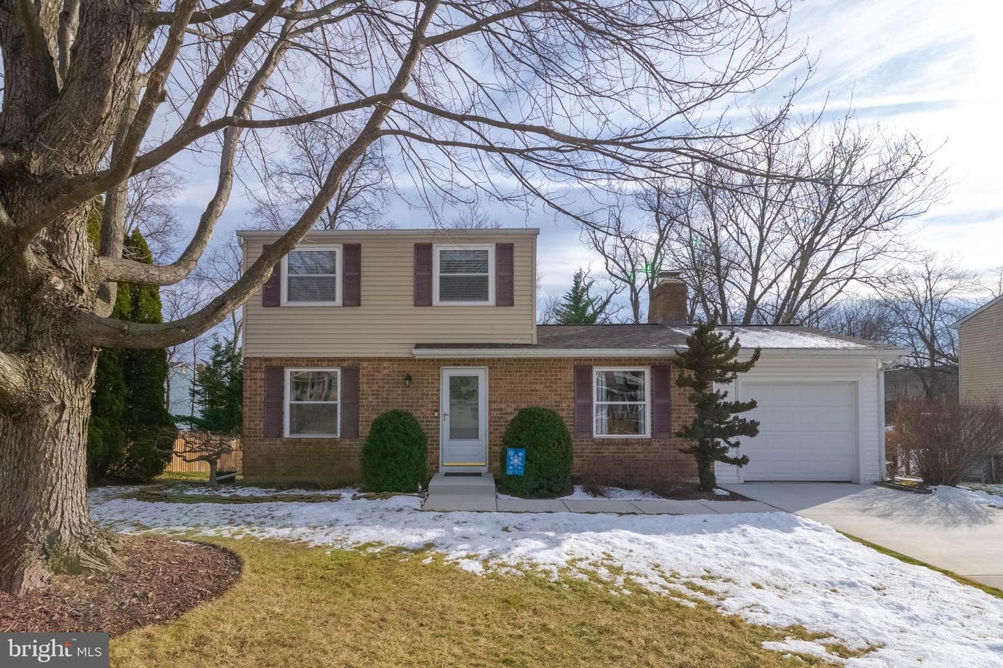 4367 Sycamore Drive photo 1