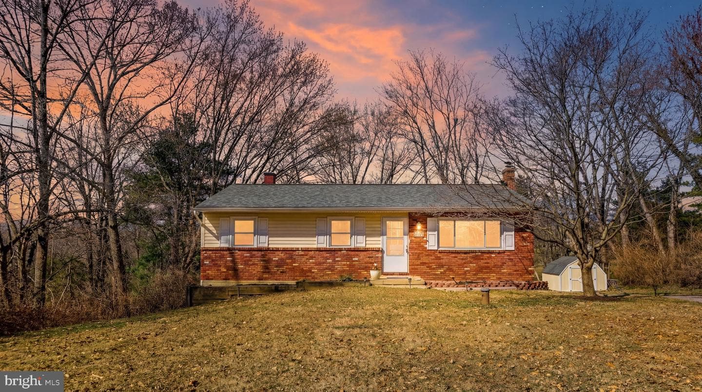 612 Ridge Road photo 1