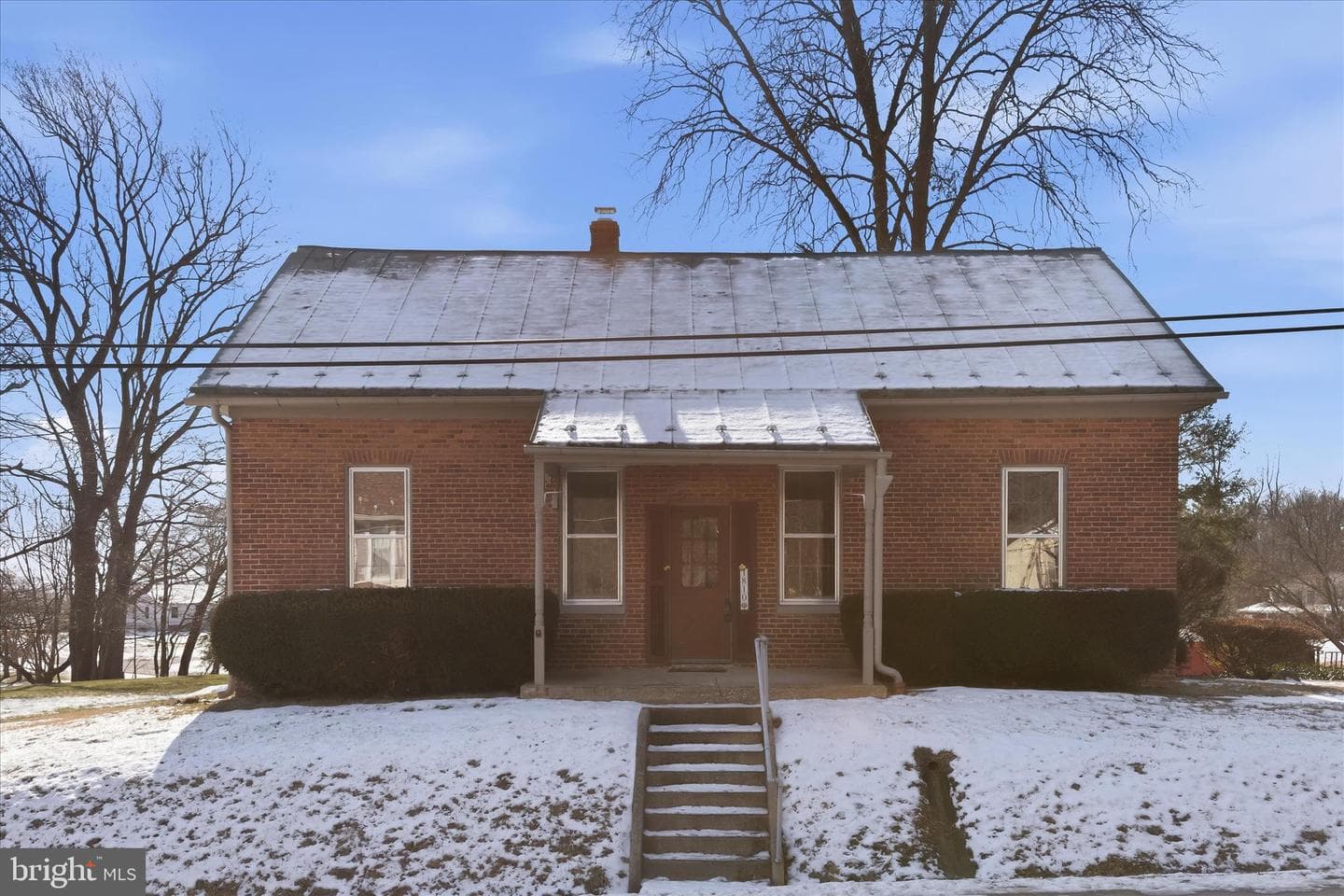 1810 Stone Chapel Road photo 1