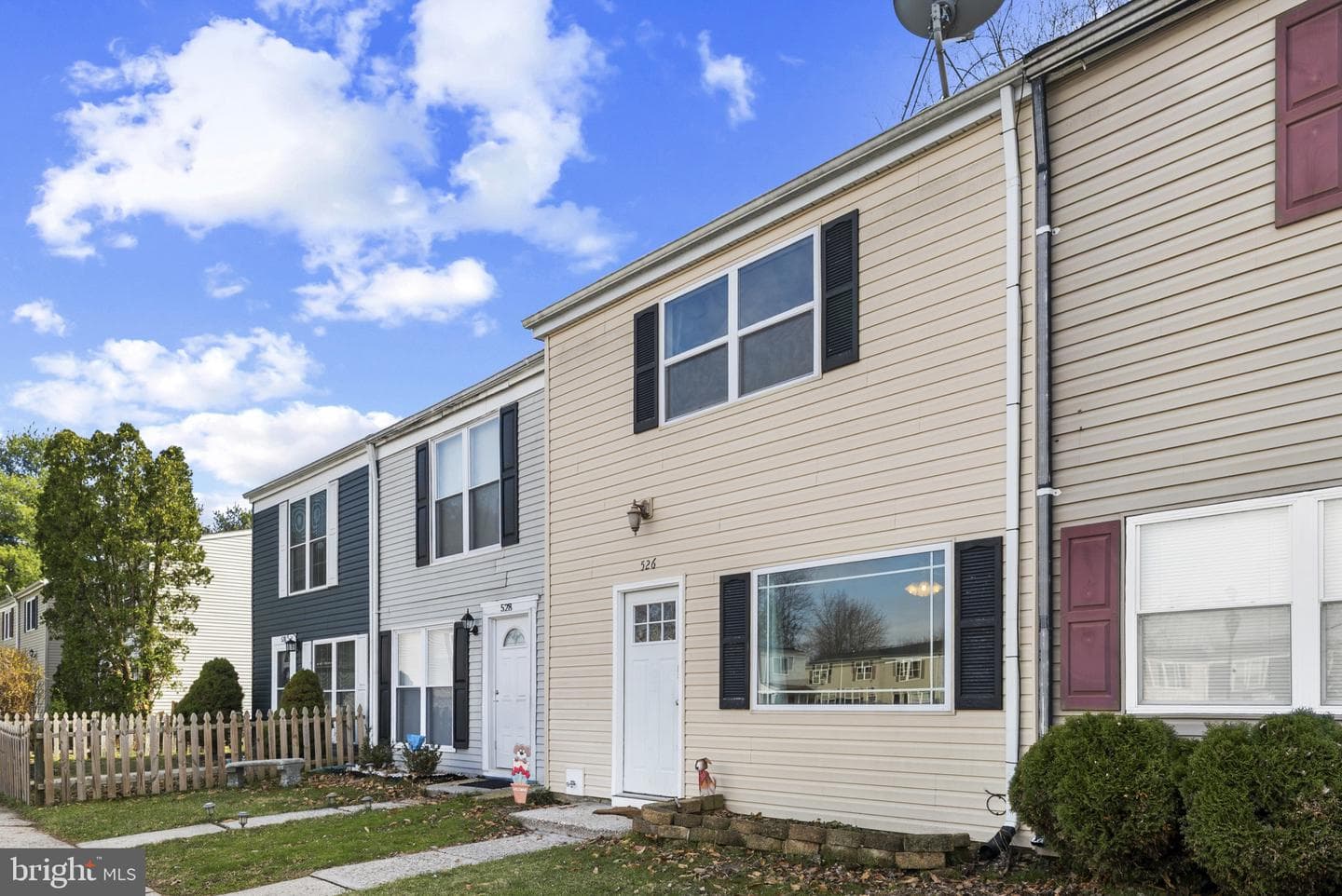 526 Daisy Drive photo 1