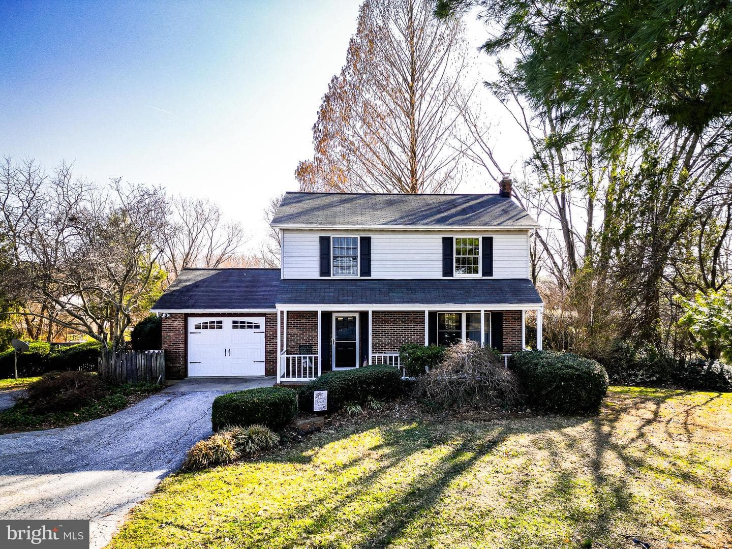 433 Obrecht Road photo 1