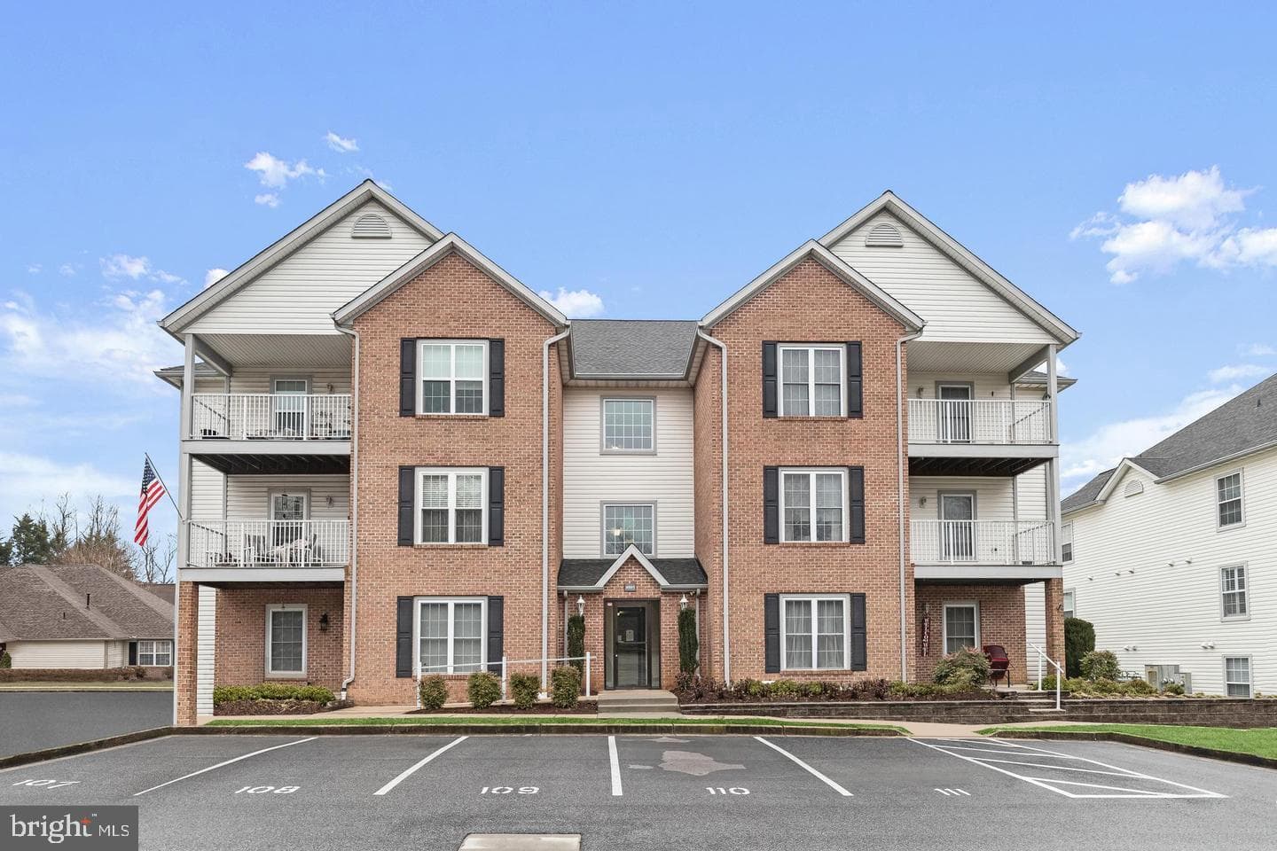 2021 Rudy Serra Drive #3b photo 1