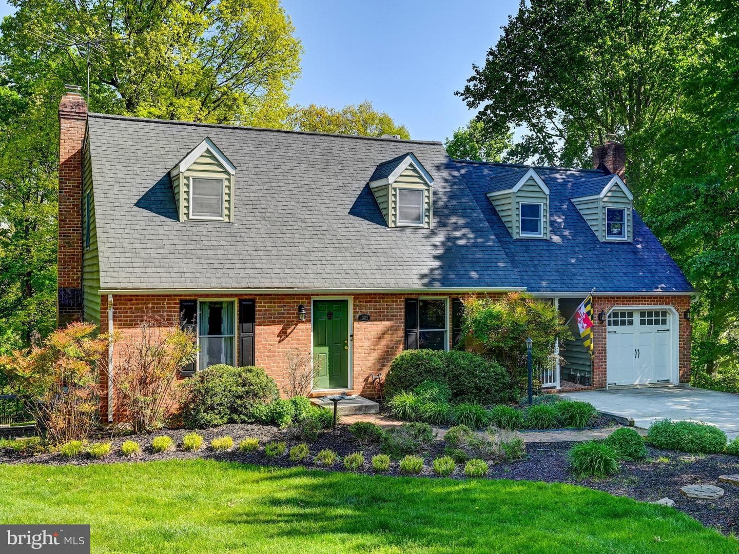 1302 Naugahyde Road photo 1