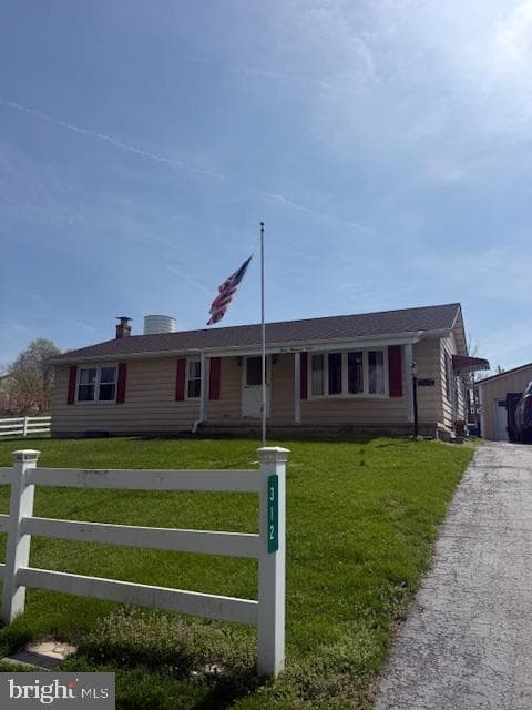312 E Broadway Street photo 1