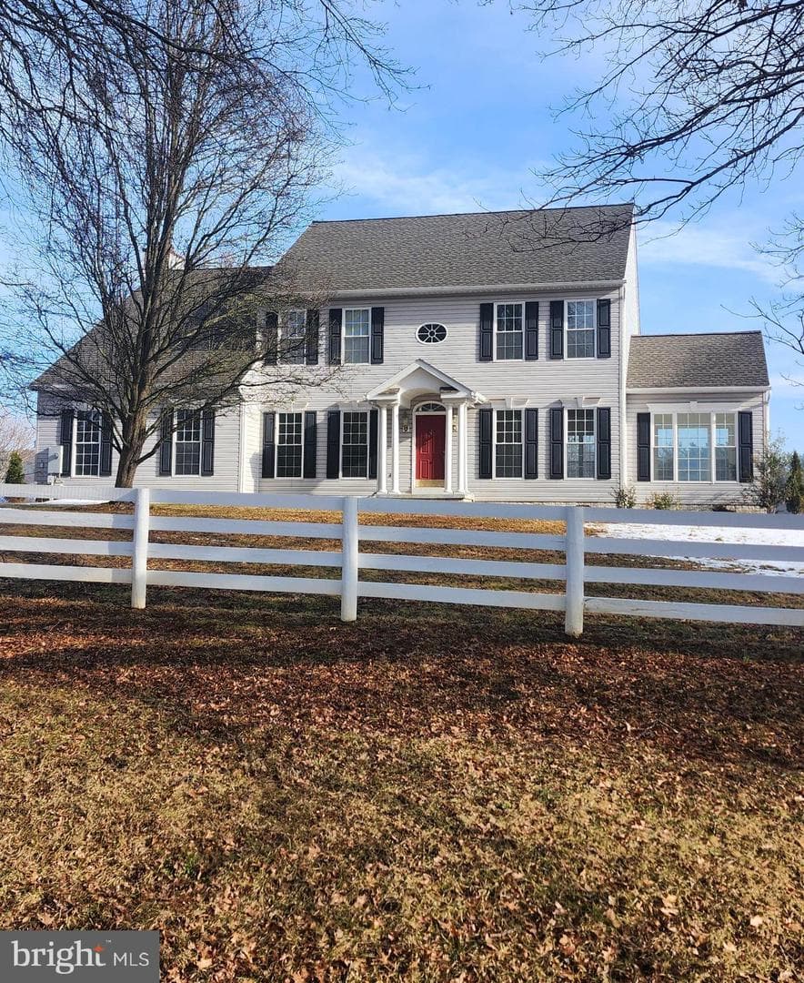 6329 Belmont Circle