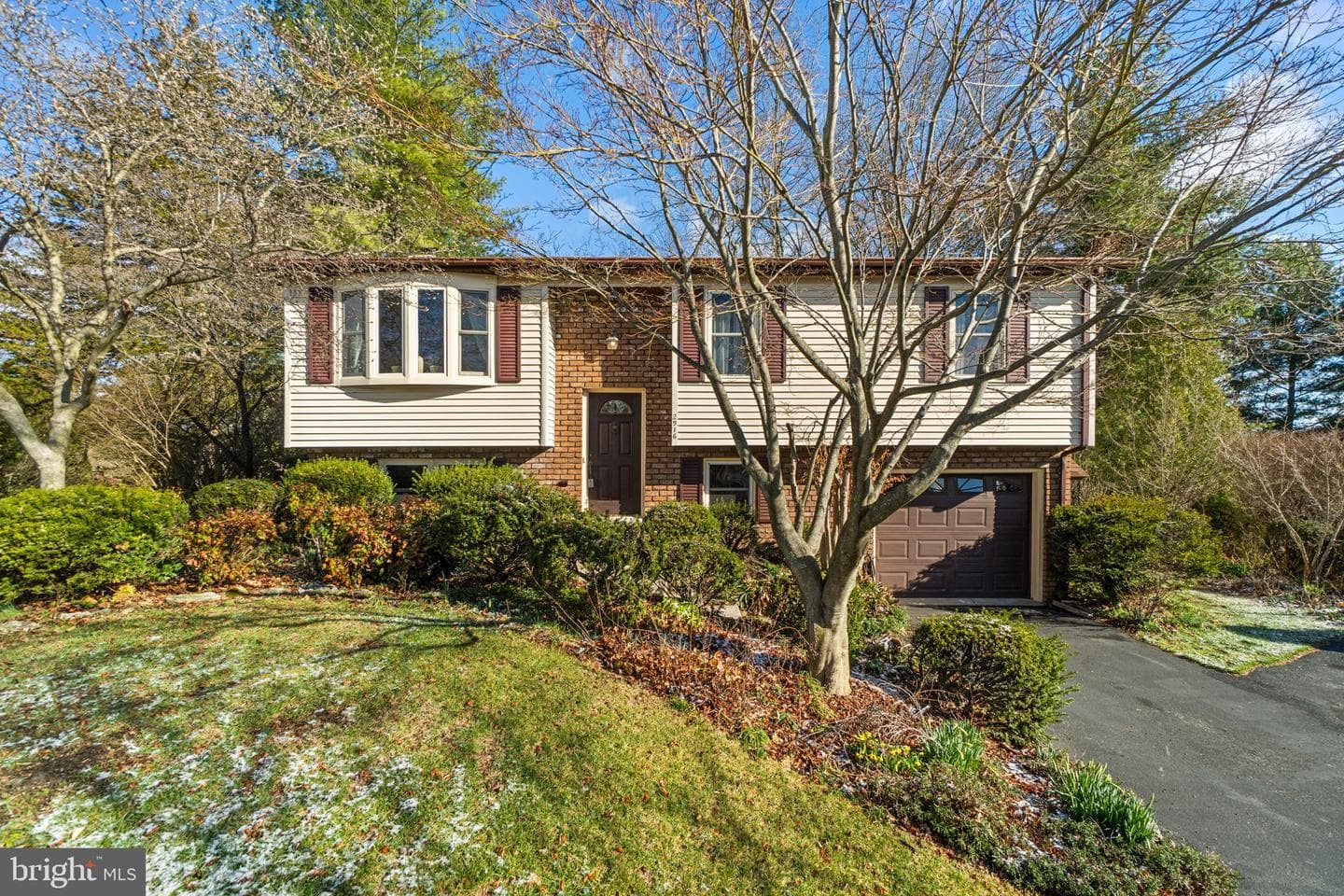 2916 Tulip Way photo 1