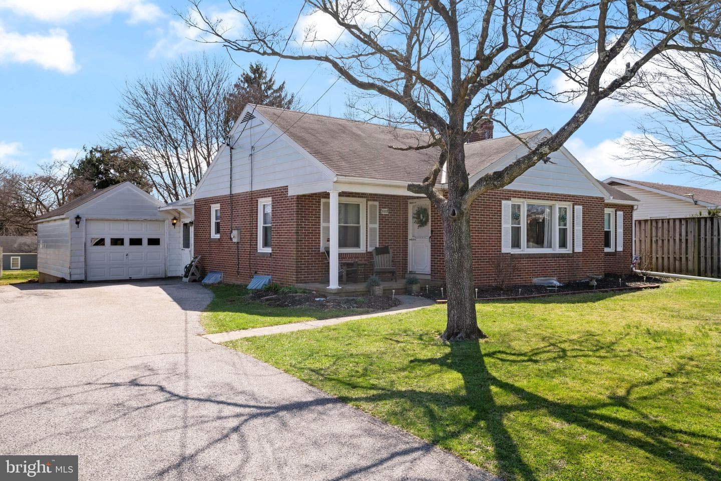4207 Ralph Avenue photo 1