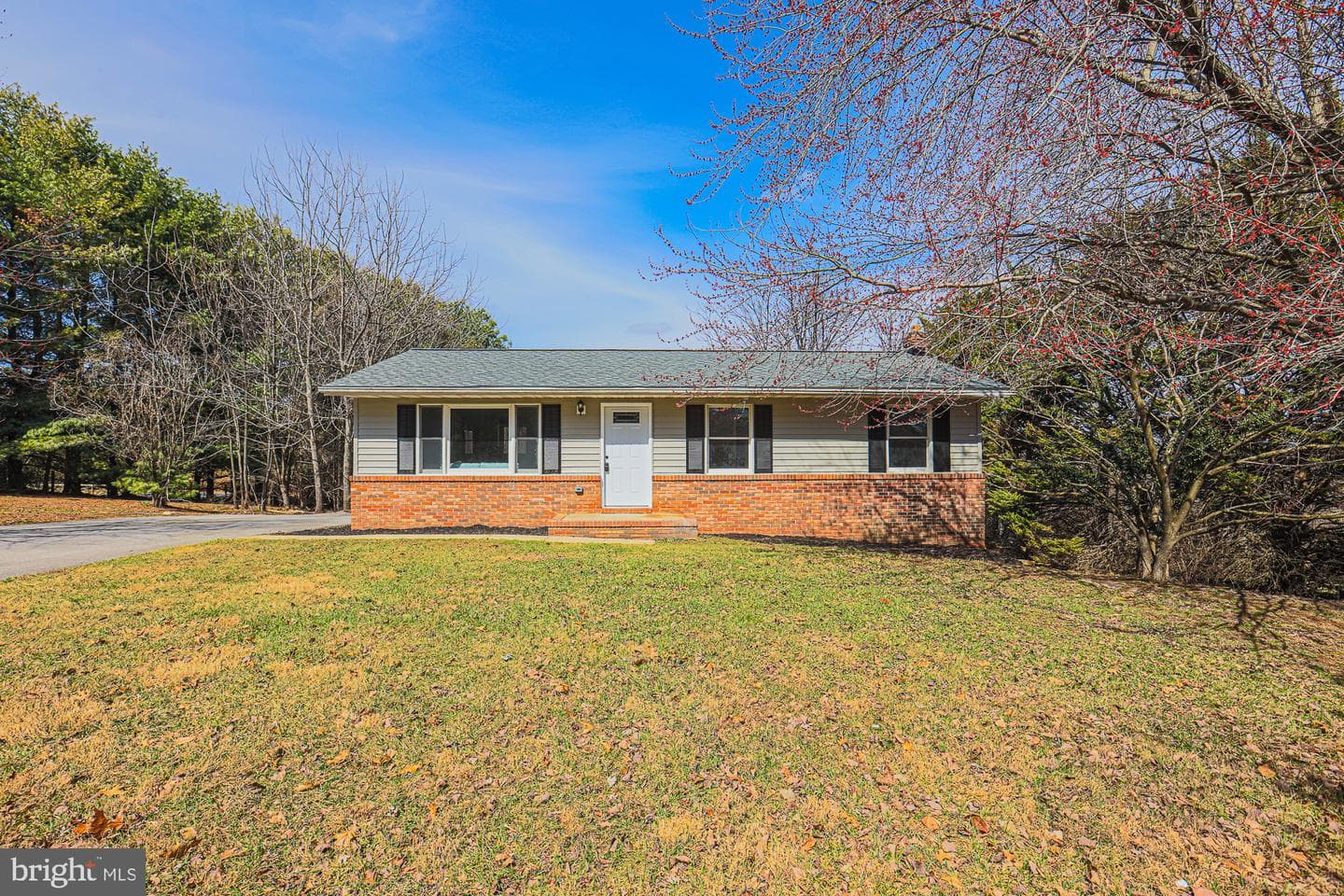 704 Yorkminster Lane photo 1