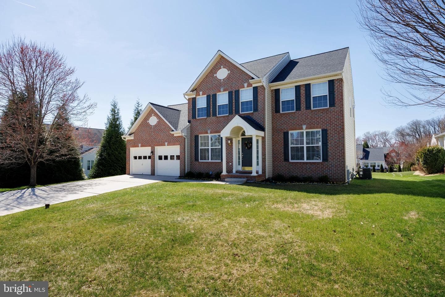 641 Lynn Way photo 1