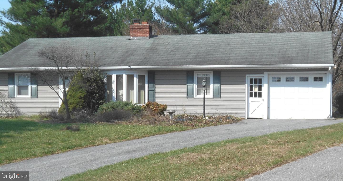 822 Wisteria Drive