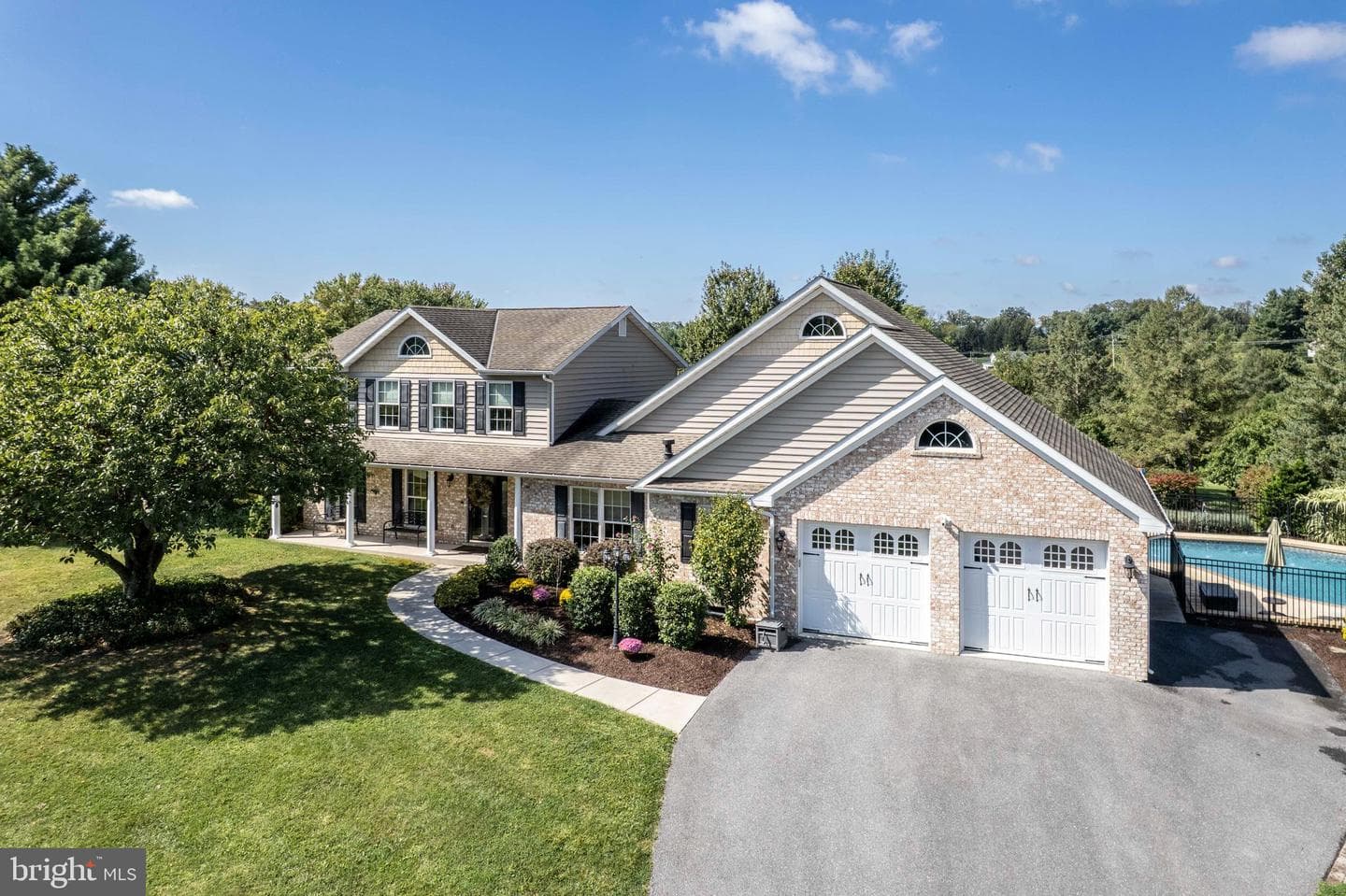 3297 Saint Georges Court
