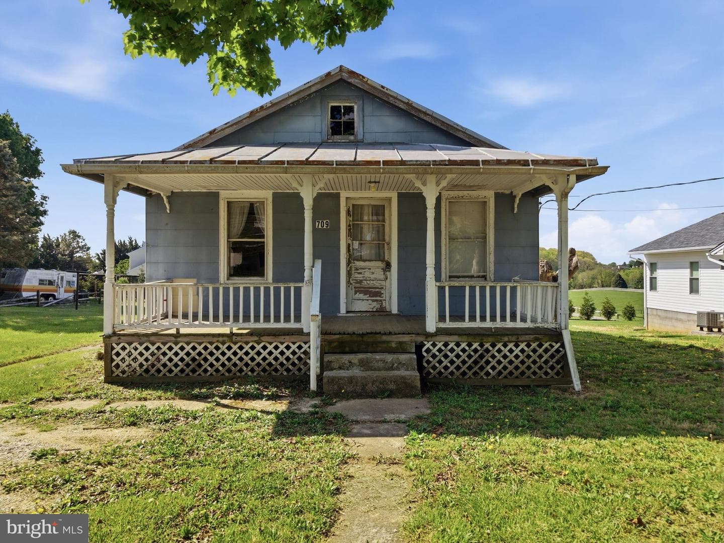 709 Deer Park Road photo 1