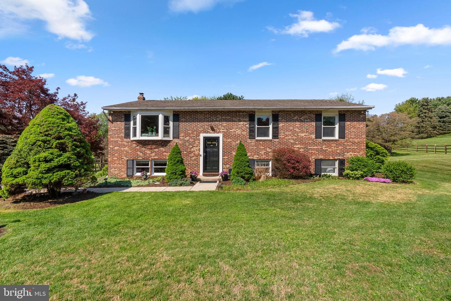 5140 Perry Road photo 1