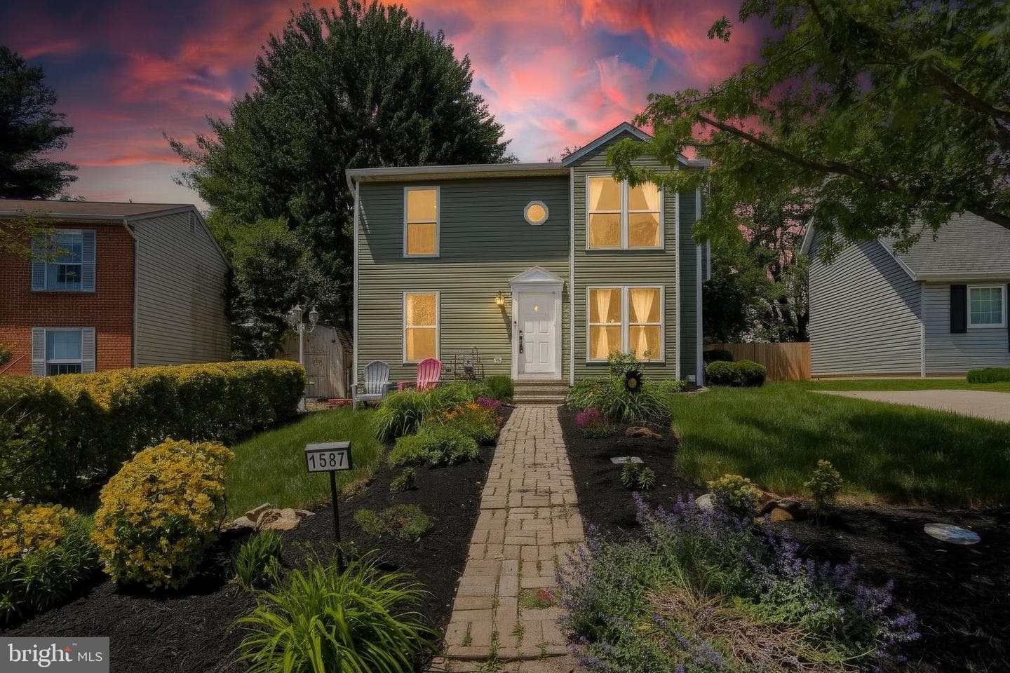 1587 Brimfield Circle