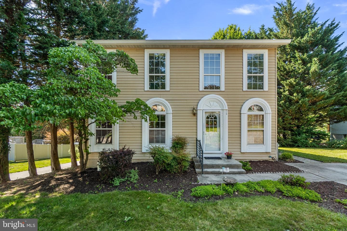 76 Marhill Court