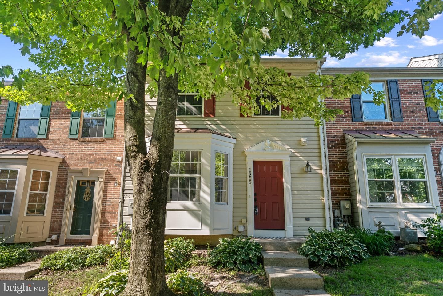 1355 Walkabout Court #40