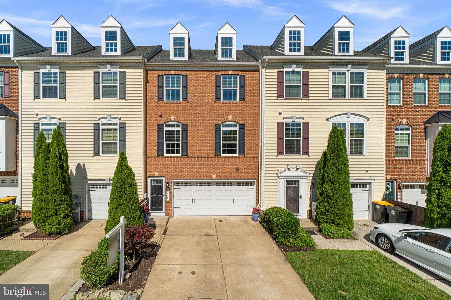 938 Magnolia Blossom Court, Sykesville