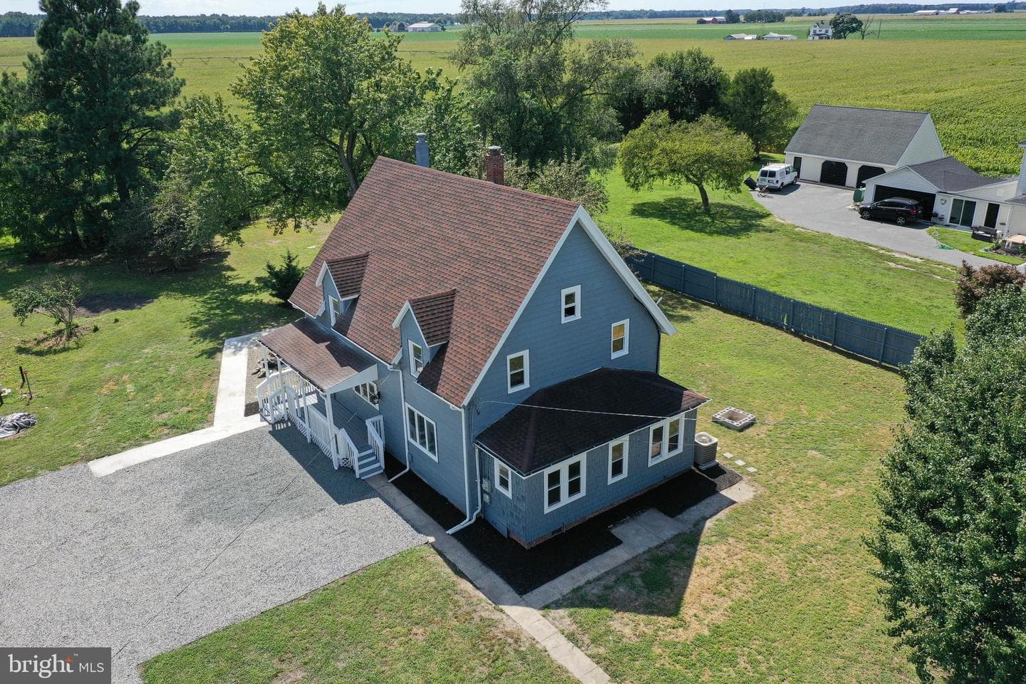 4807 Enm-Rhodesdale Road photo 1