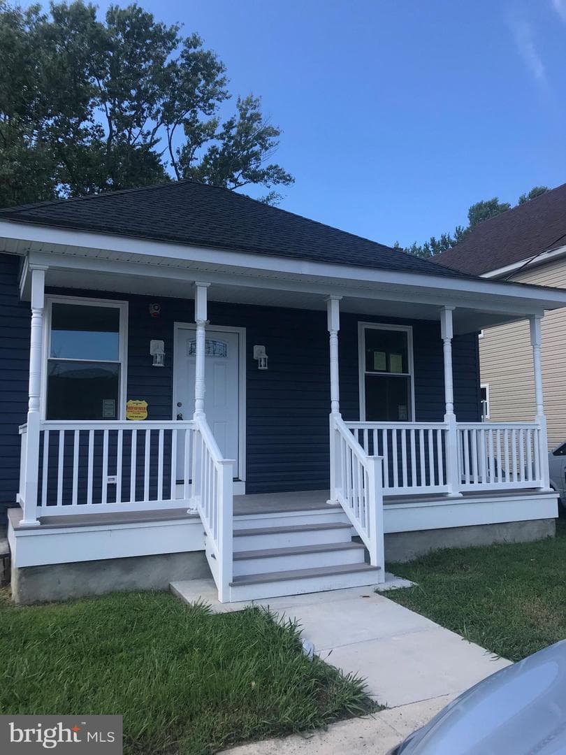 411 Linden Avenue photo 1