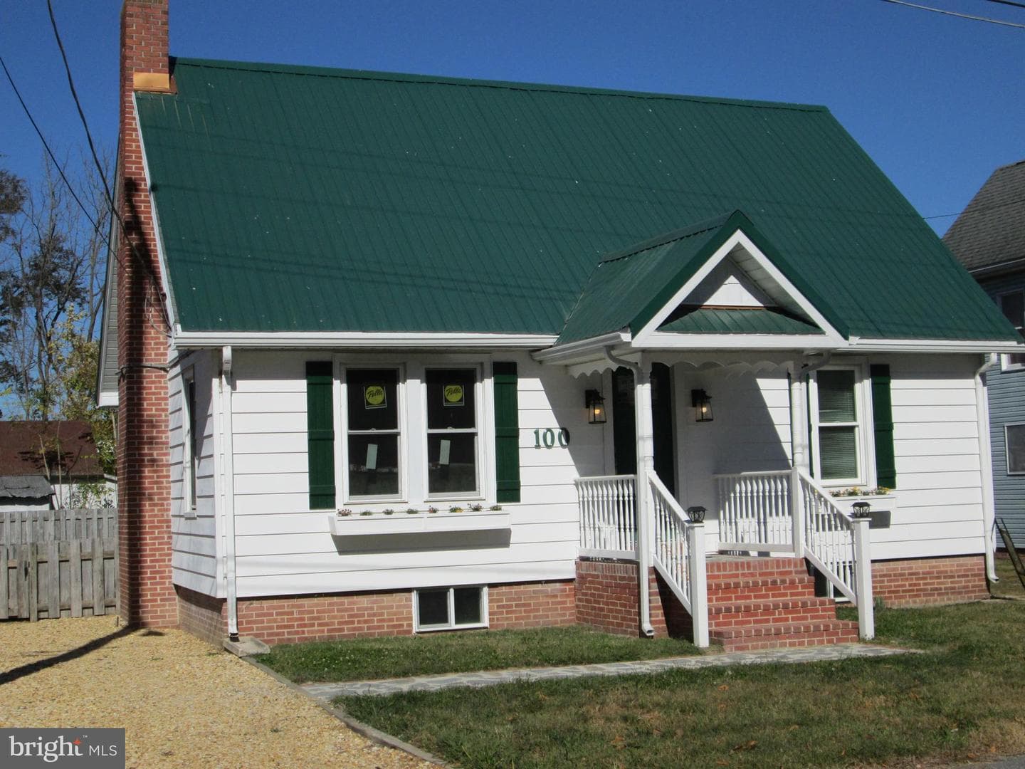100 Taylor Avenue photo 1