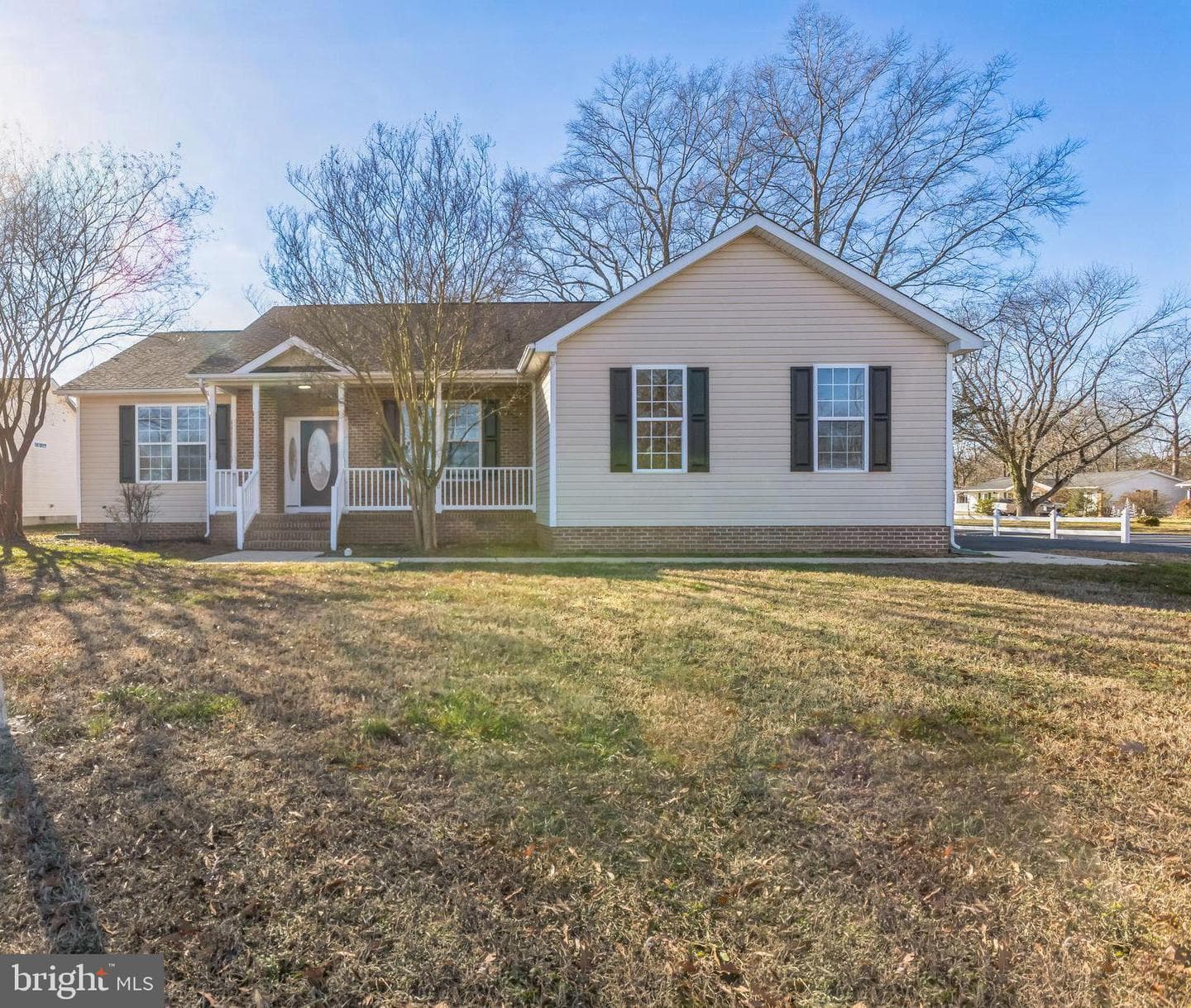 1520 Glasgow Street photo 1
