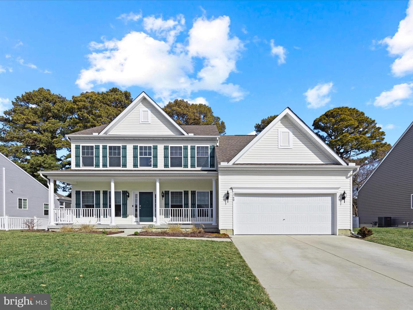 160 Regulator Drive N photo 1
