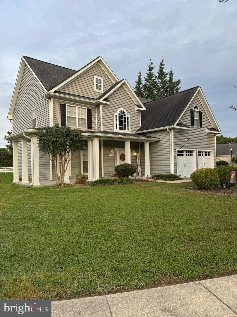123 Teal Lane photo 1