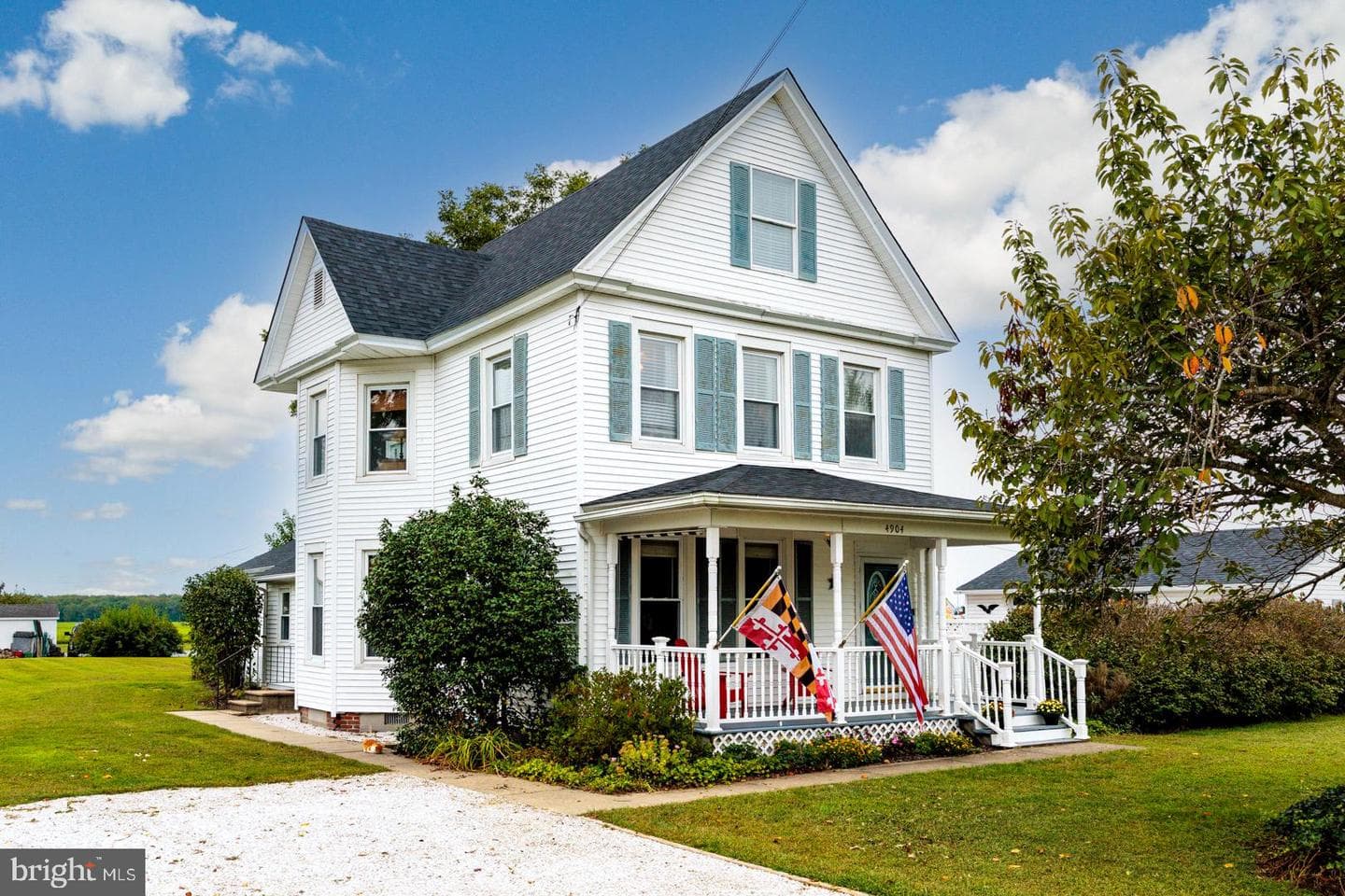 4904 Ravenwood Road, Vienna