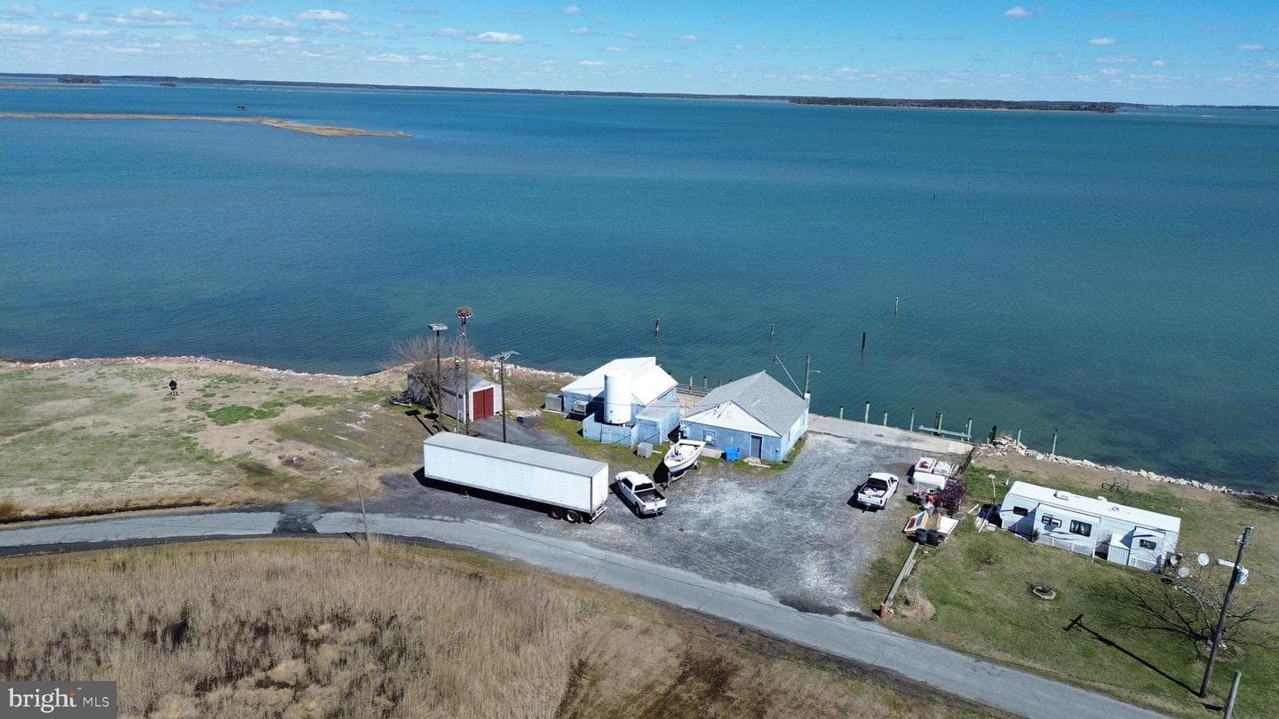 1620 Steamboat Wharf photo 1