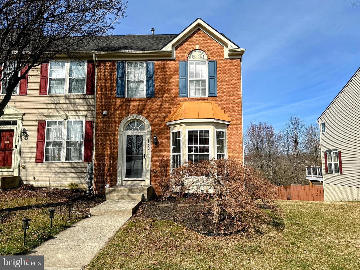 123 Fiona Way photo 1
