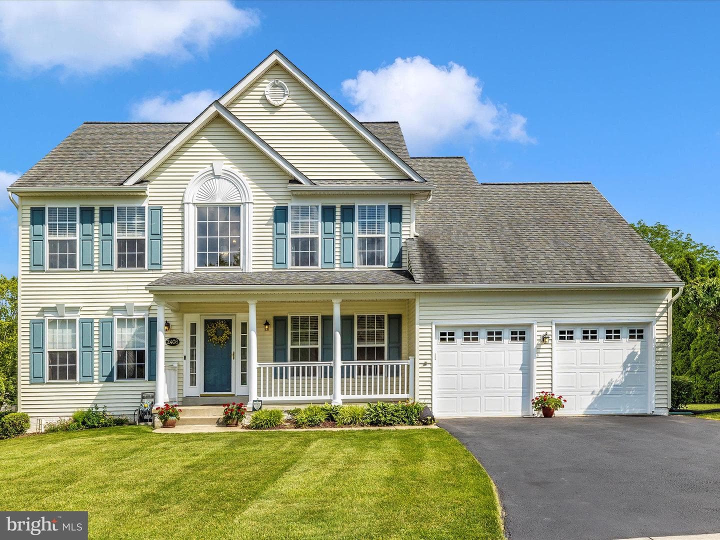 2408 Steepleview Court photo 1