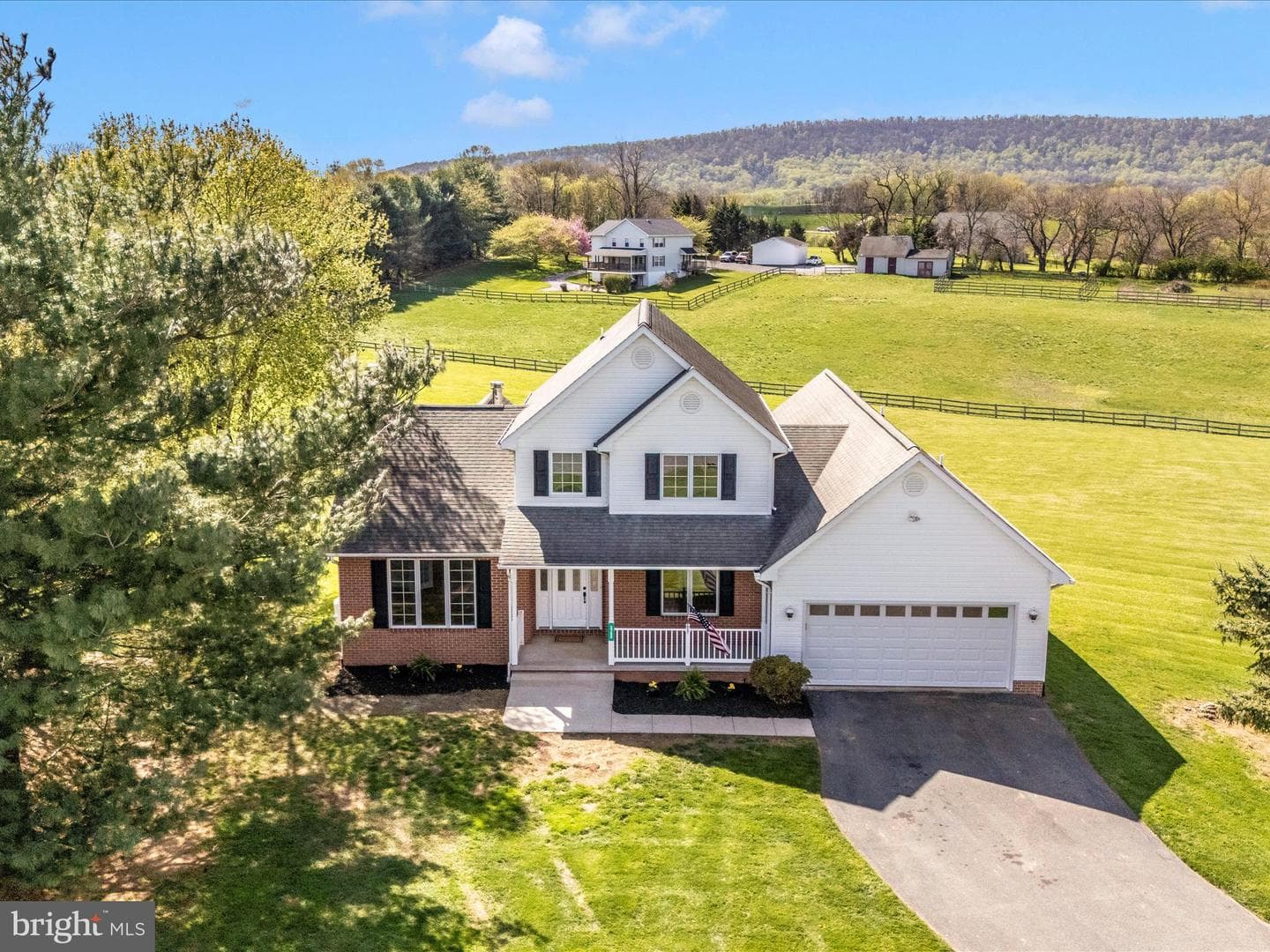 3780 Maplecrest Drive photo 1