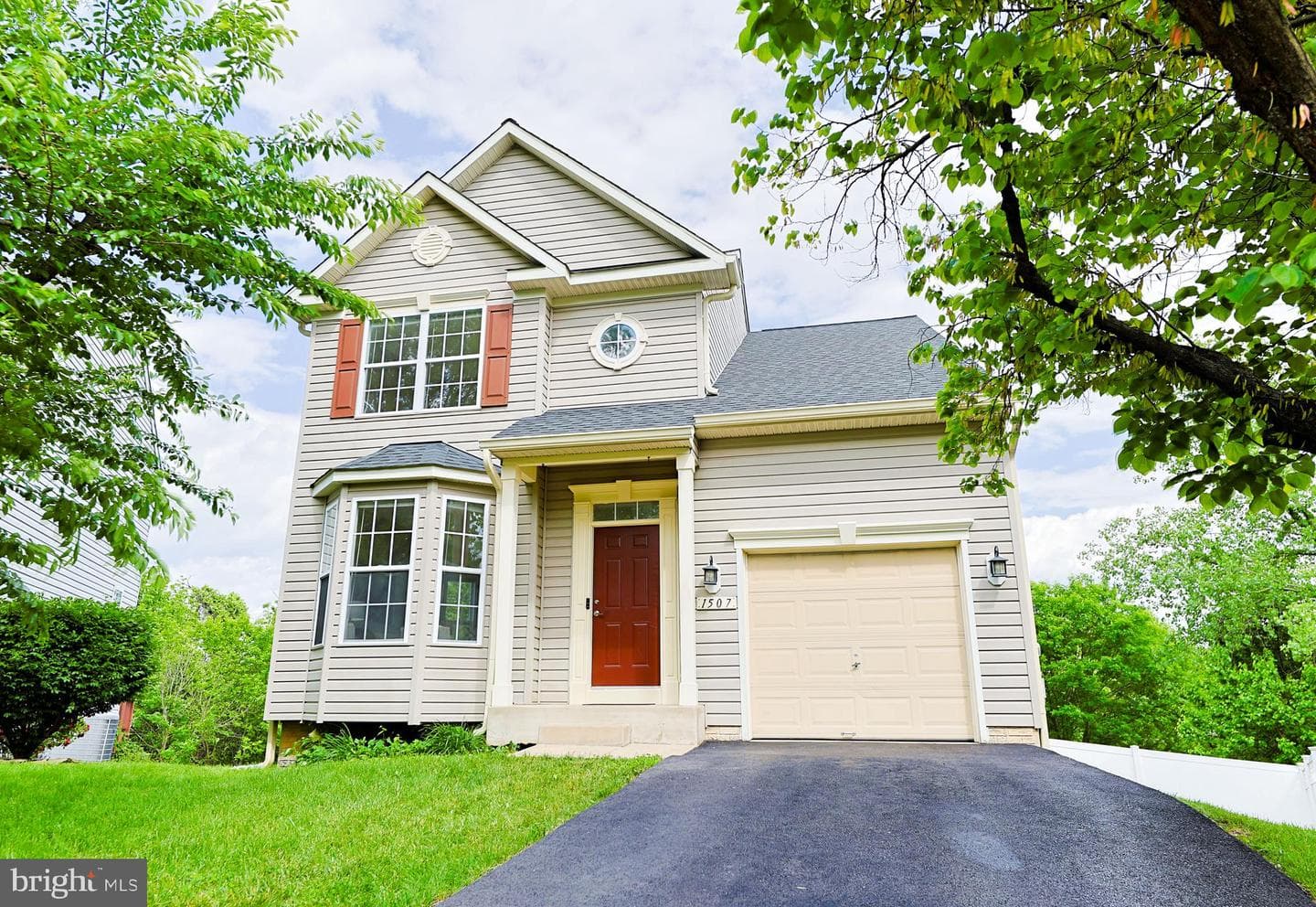 1507 Scott Chase Drive photo 1