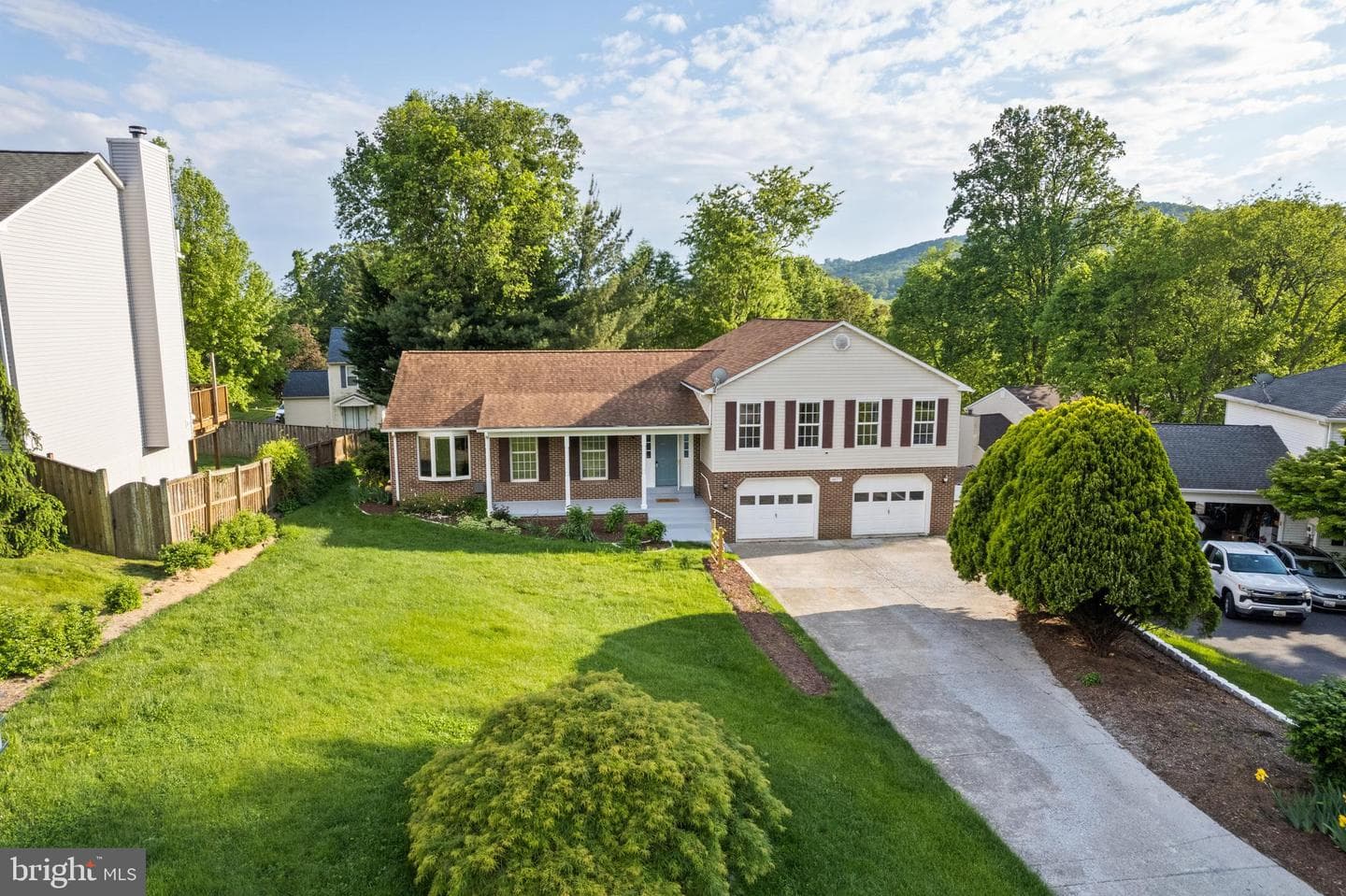 3877 Gibbons Road photo 1