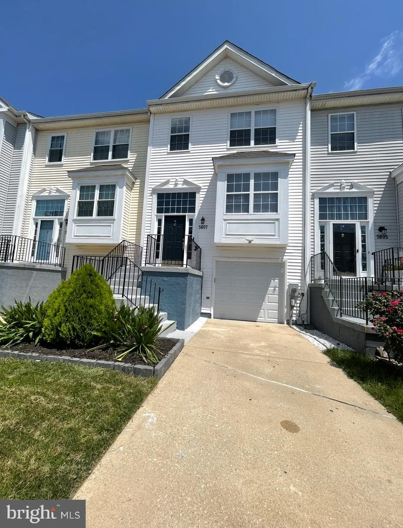 5607 Ashburn Terrace photo 1