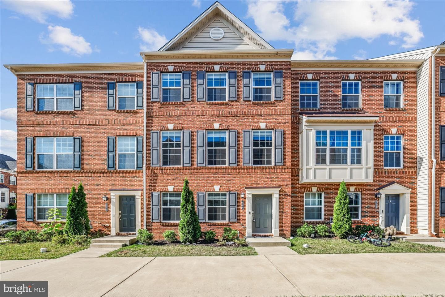 7130 McHenry Mews photo 1