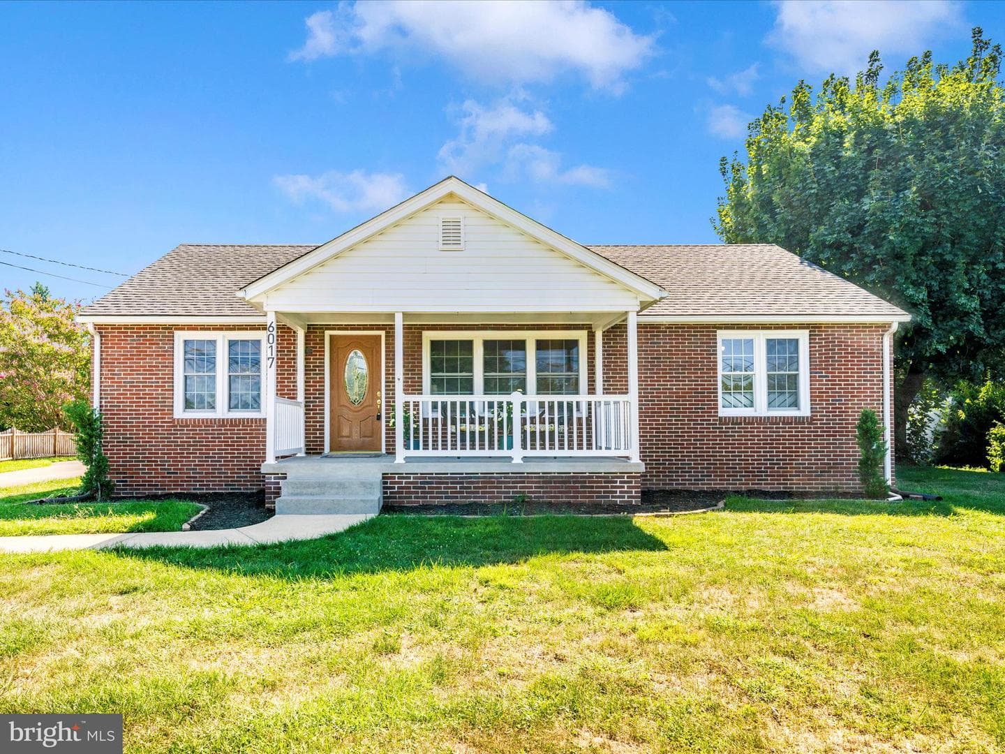 6017 Quinn Orchard Road photo 1
